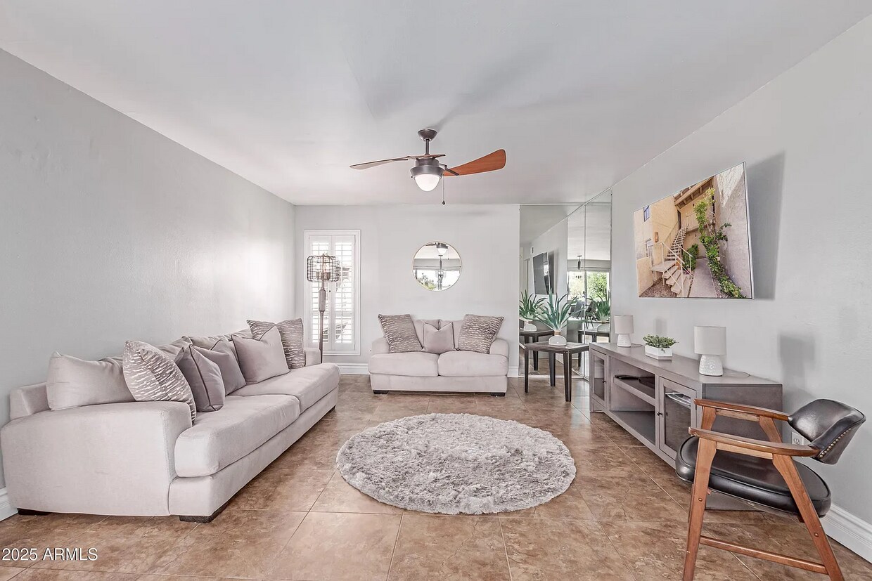 Foto principal - 4950 N Miller Rd