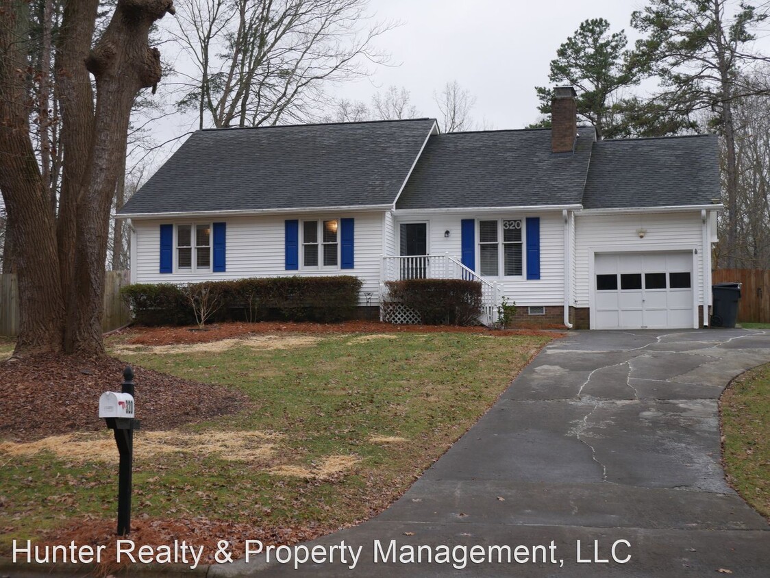 Primary Photo - 3 br, 2 bath House - 320 Century Blvd