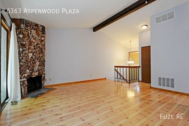 Foto del edificio - 6363 Aspenwood Plaza