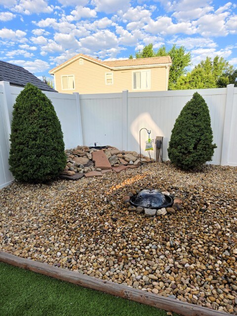 Foto del edificio - 5263 Bahama St