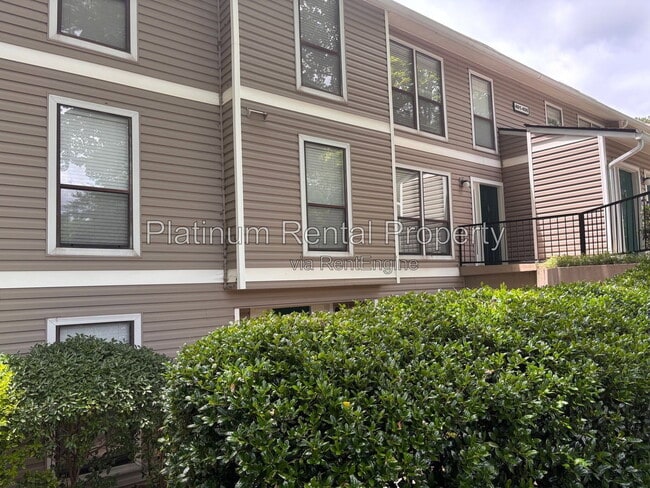 Photo - 402 Wynnes Ridge Circle Southeast Apartment