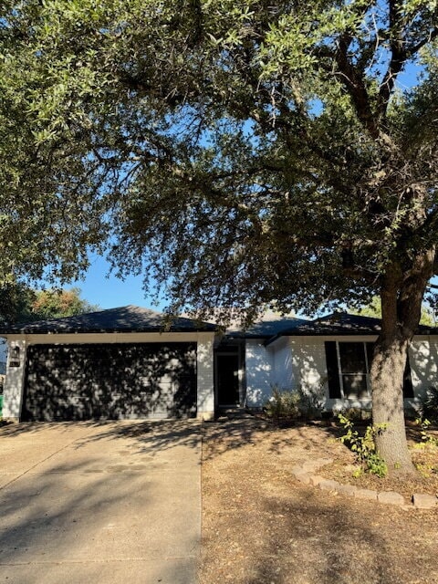Foto principal - 1333 Rosie Ln
