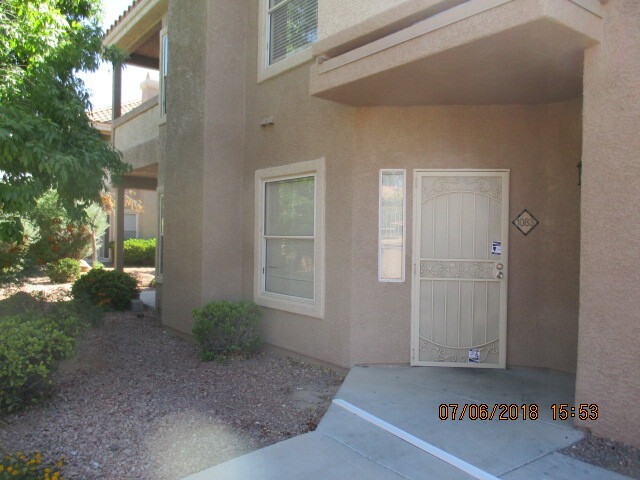 Primary Photo - 5125 W Reno Ave