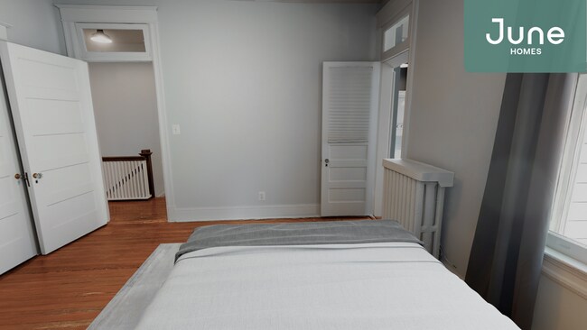 Foto del edificio - ROOM ONLY in 4-bed/2.0-bath Home