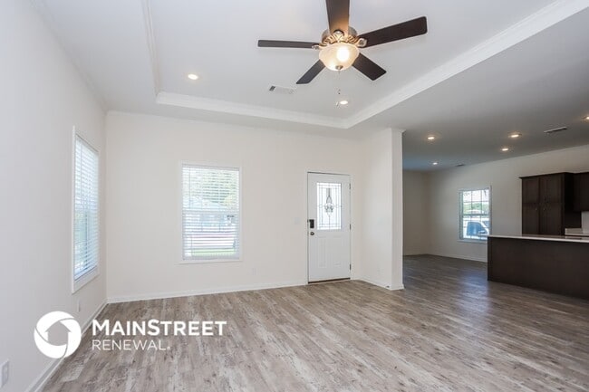 Building Photo - 1900 21st St S