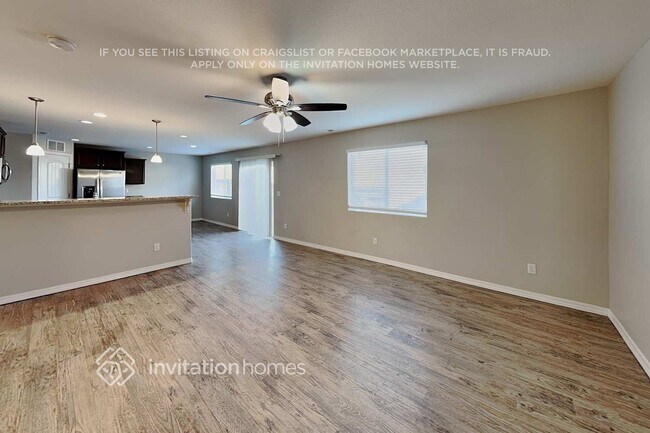 Foto del edificio - 4047 Creek Legend View