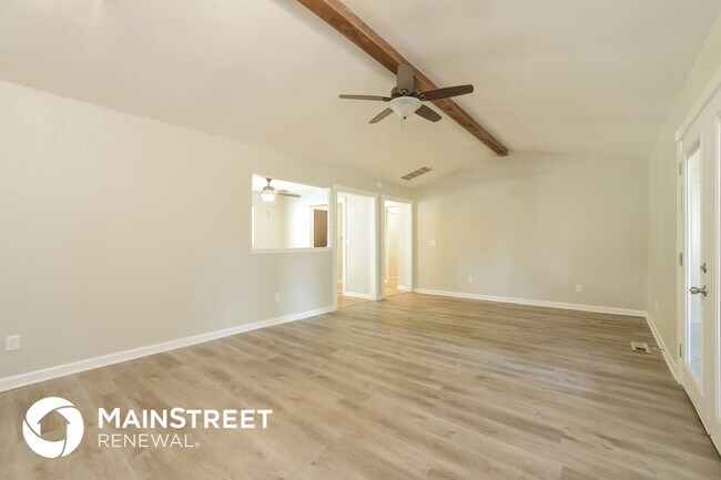 Foto del edificio - 9840 Willow Wind Dr