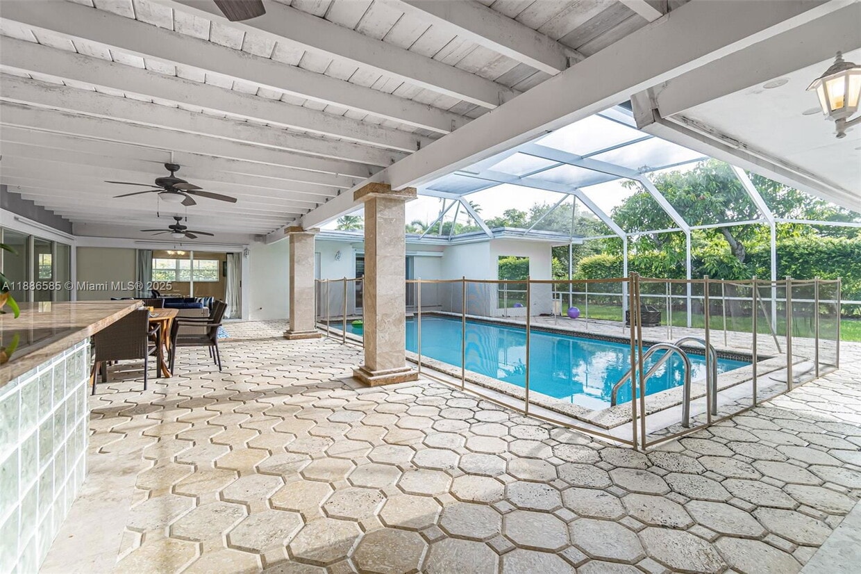 Primary Photo - 14644 SW 83rd Pl