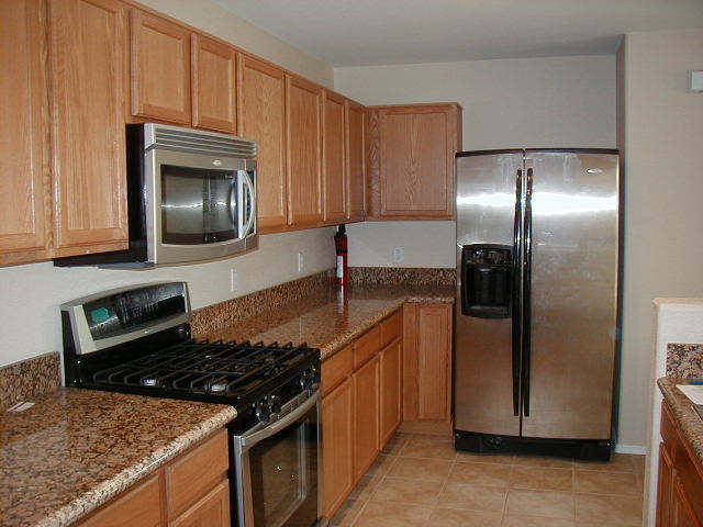 Building Photo - 3 Bedroom 2 Bath Two Story Home in Rancho ...