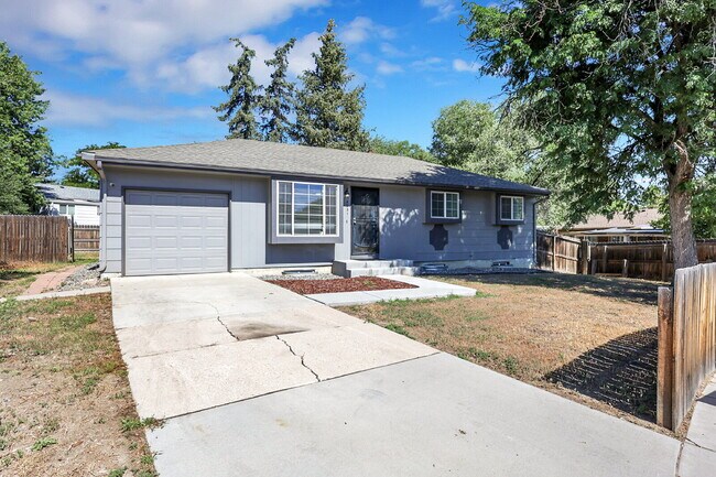 Foto del edificio - $1,995 - 4 Bed, 2 Bath Home in CO Springs ...