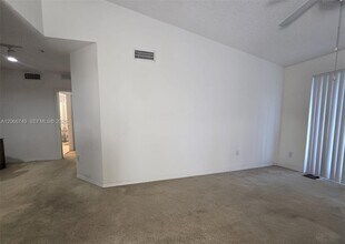 Building Photo - 2301 W Preserve Way