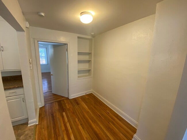 Foto del edificio - Duplex in Northgate Park / Fenced In Yard!