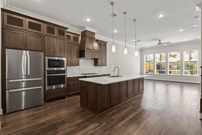 Foto del edificio - 919 Dunleigh Meadows Ln