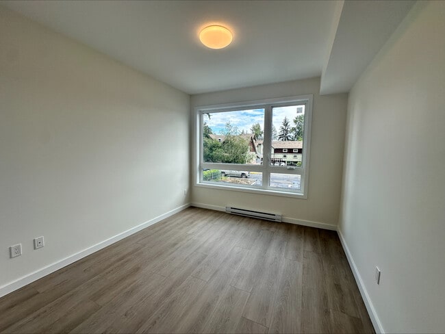 Building Photo - 1801 Riverside Ln