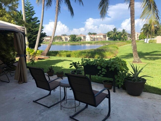 Photo - 5308 Moon Shadow Ln House