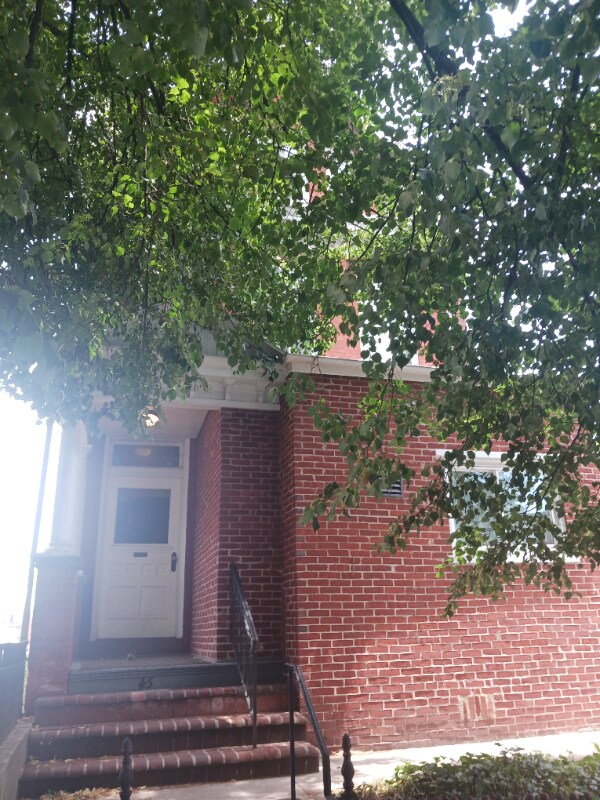 Foto del edificio - 45 N West End Ave