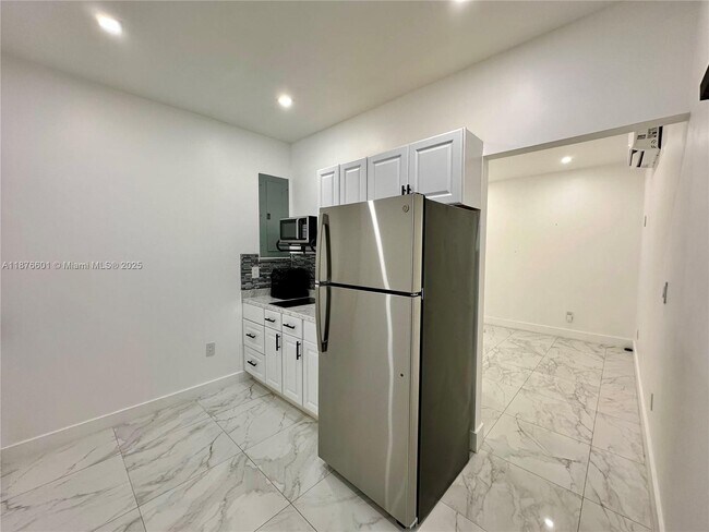 Building Photo - 1309 NW 55th Terrace