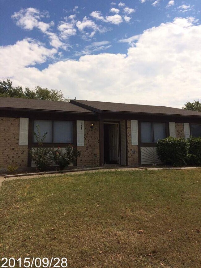 Building Photo - 1429 Whippoorwill Dr
