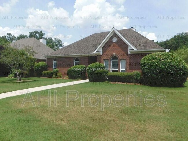 Building Photo - 367 Talon Dr