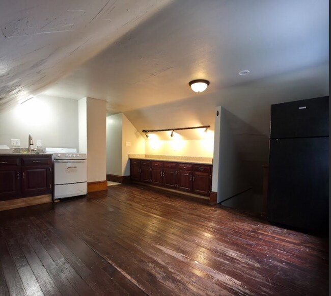 Foto del edificio - 1447 Rosewood Ave