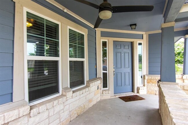 Foto del edificio - 18405 Tallgrass Prairie Dr