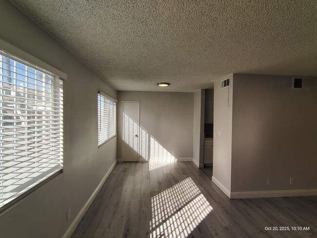 Building Photo - 3663 Kolendo Ct