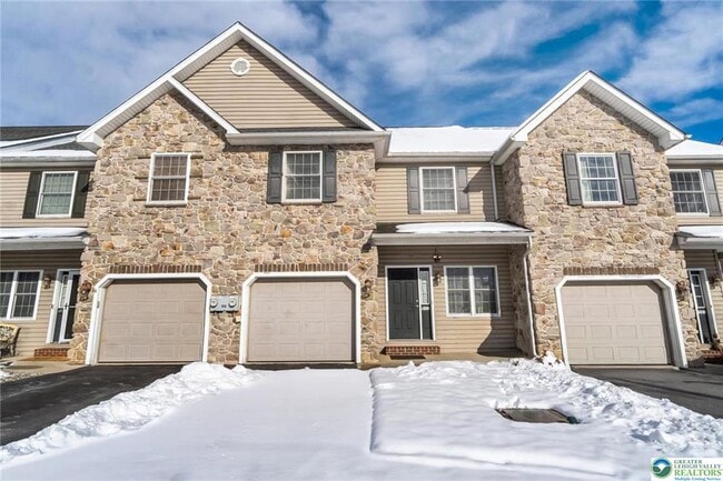 Building Photo - 537 Kemmerer Ln