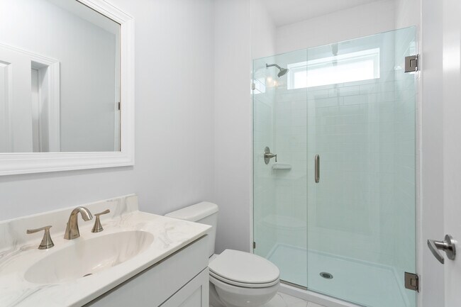 Foto del edificio - 928 Reef Rd