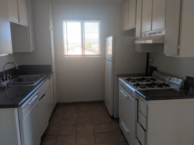 Building Photo - 1526 Sherman Pl