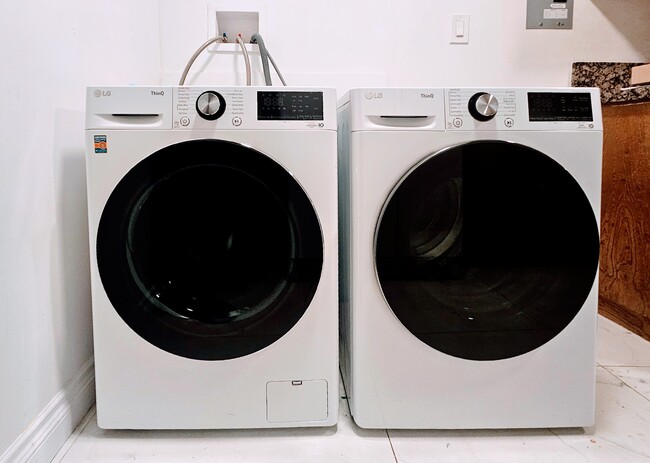 Washer and Dryer - 121 N Croft Ave