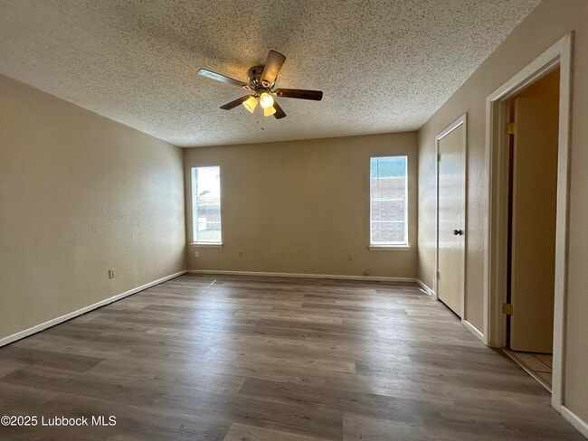 Building Photo - 9802 Uvalde Ave