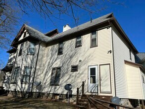 Building Photo - 218 E Erie St