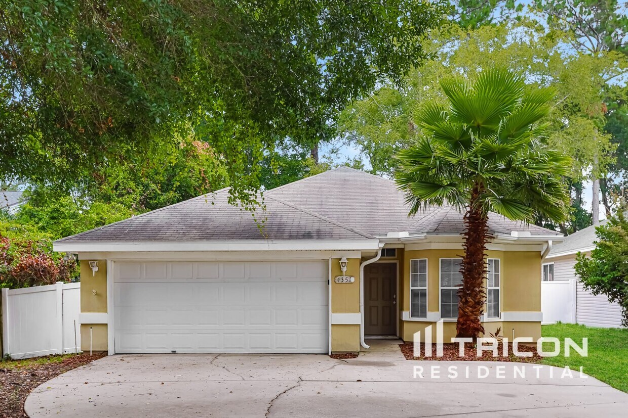 Foto principal - 4351 Campus Hills Cir