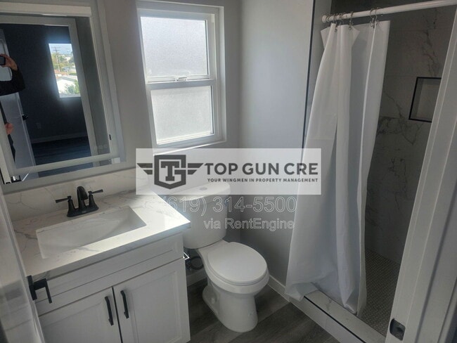 Building Photo - 4866 Fond Du Lac Ct