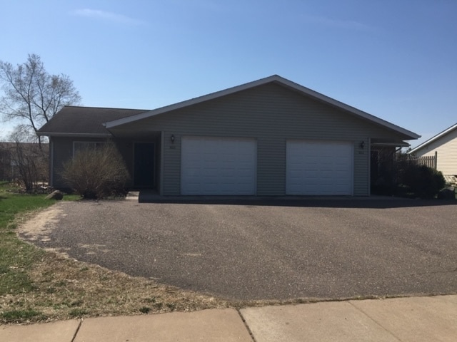Primary Photo - 3353-3355 Sundet Rd