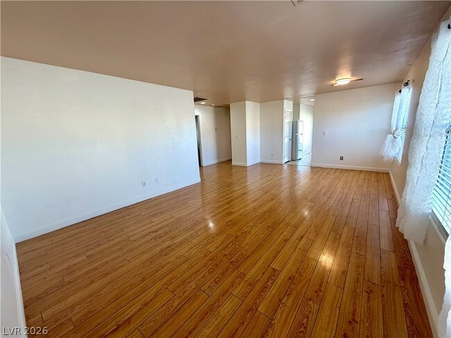 Building Photo - 5657 Doubleday St