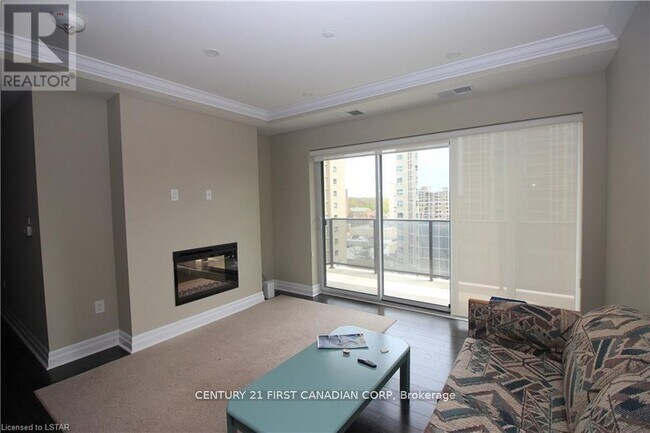Building Photo - 505-1505 Talbot St