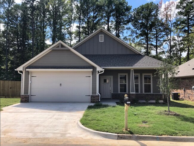 Building Photo - 2911 Meadow Brook Trl