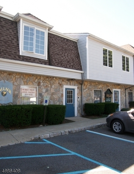 Primary Photo - 10 Chapel Hill Rd