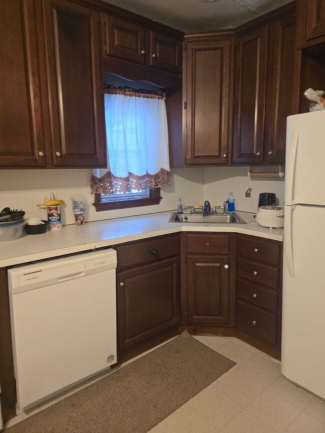 Foto del edificio - 87 Dana St