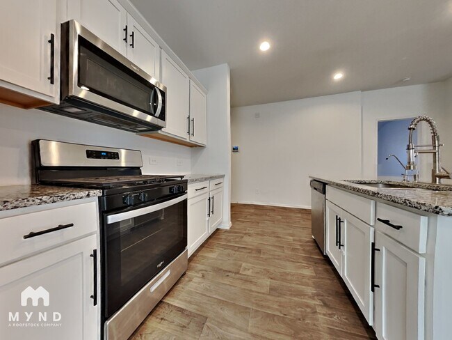 Foto del edificio - 16034 Jordan Mdw Wy