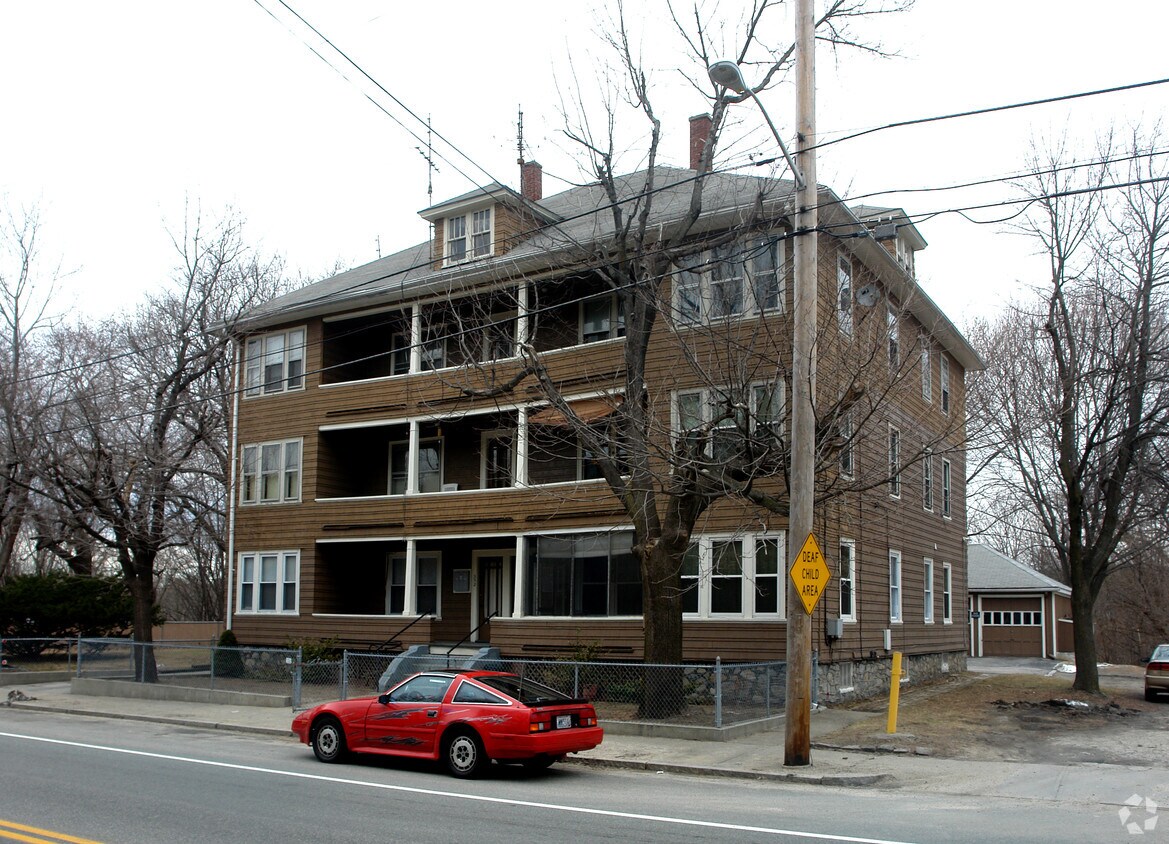 Building Photo - 354 Manville Rd