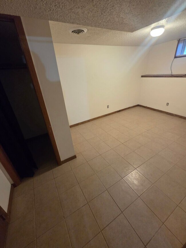 Foto del edificio - 1118 N Adams St