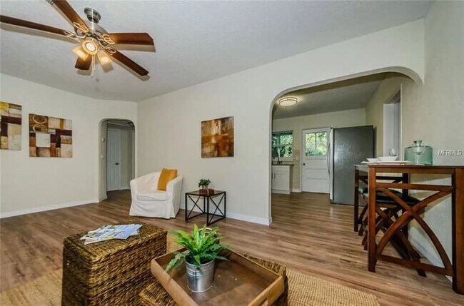 Building Photo - 3205 68th Ave N