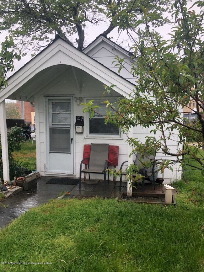 Foto del edificio - 106 Lake Ave