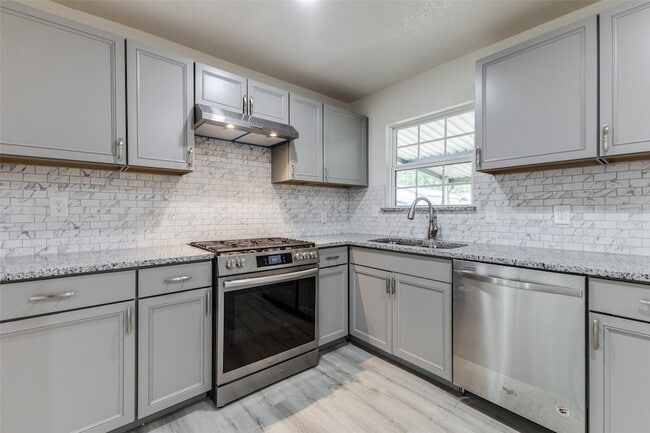 Foto del edificio - 2908 Scottsbluff Dr