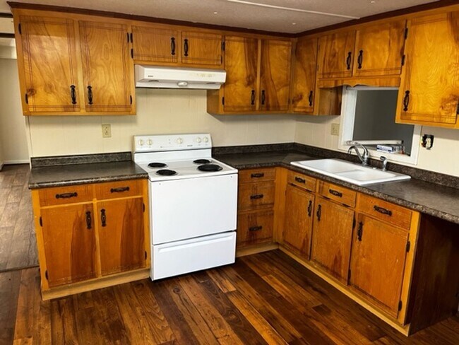 Building Photo - Cute 3Bedroom/2Bath Home in Lanier County