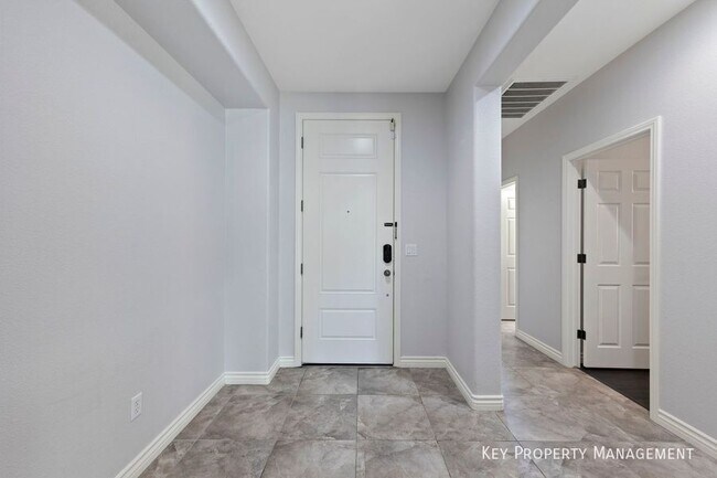 Building Photo - 7423 Pepperbox Ave-