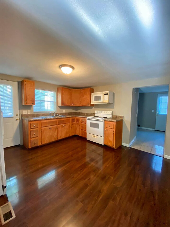 Foto del edificio - 620 N 6th House
