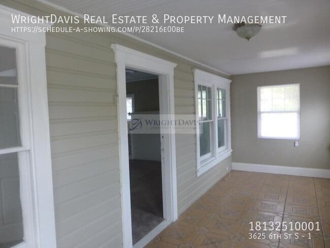 Foto del edificio - St. Pete Historic Grand View 2/2 home!